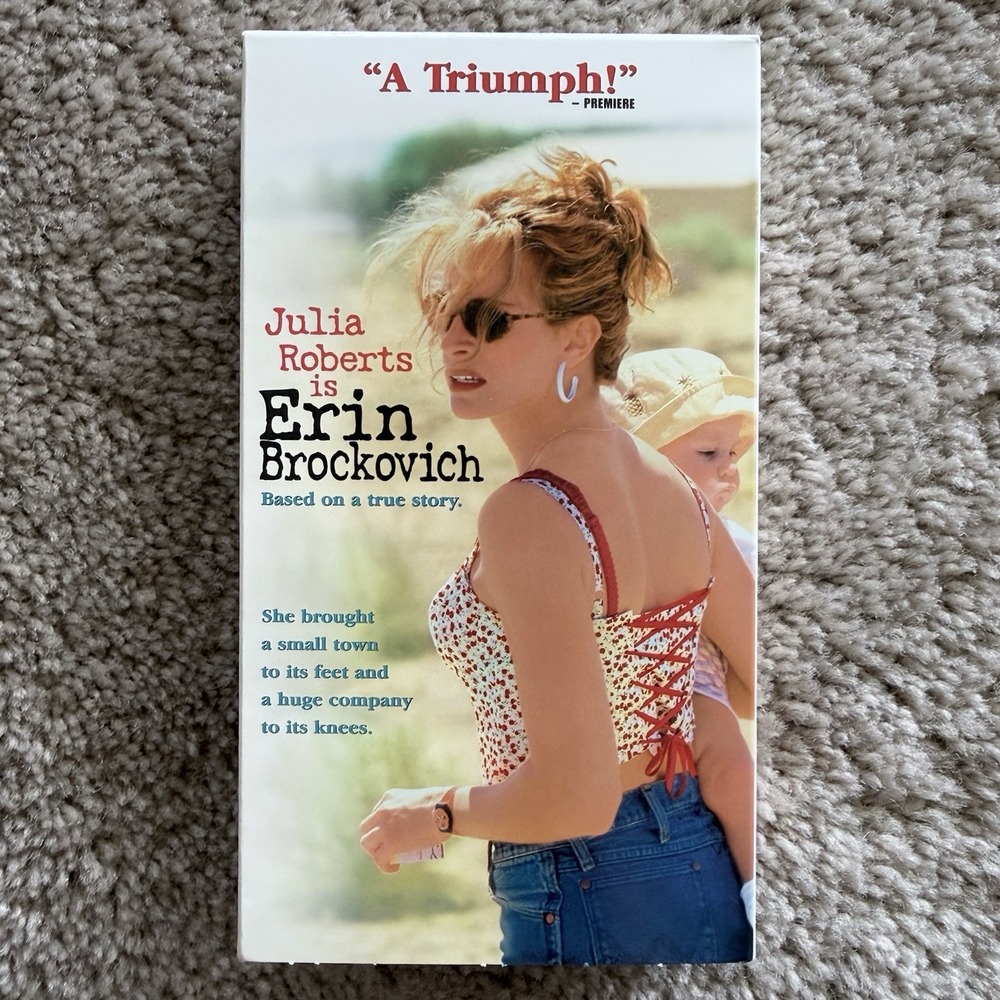 Erin Brockovich VHS 2000 Movie Julia Roberts True Story Slipsleeve Drama EUC